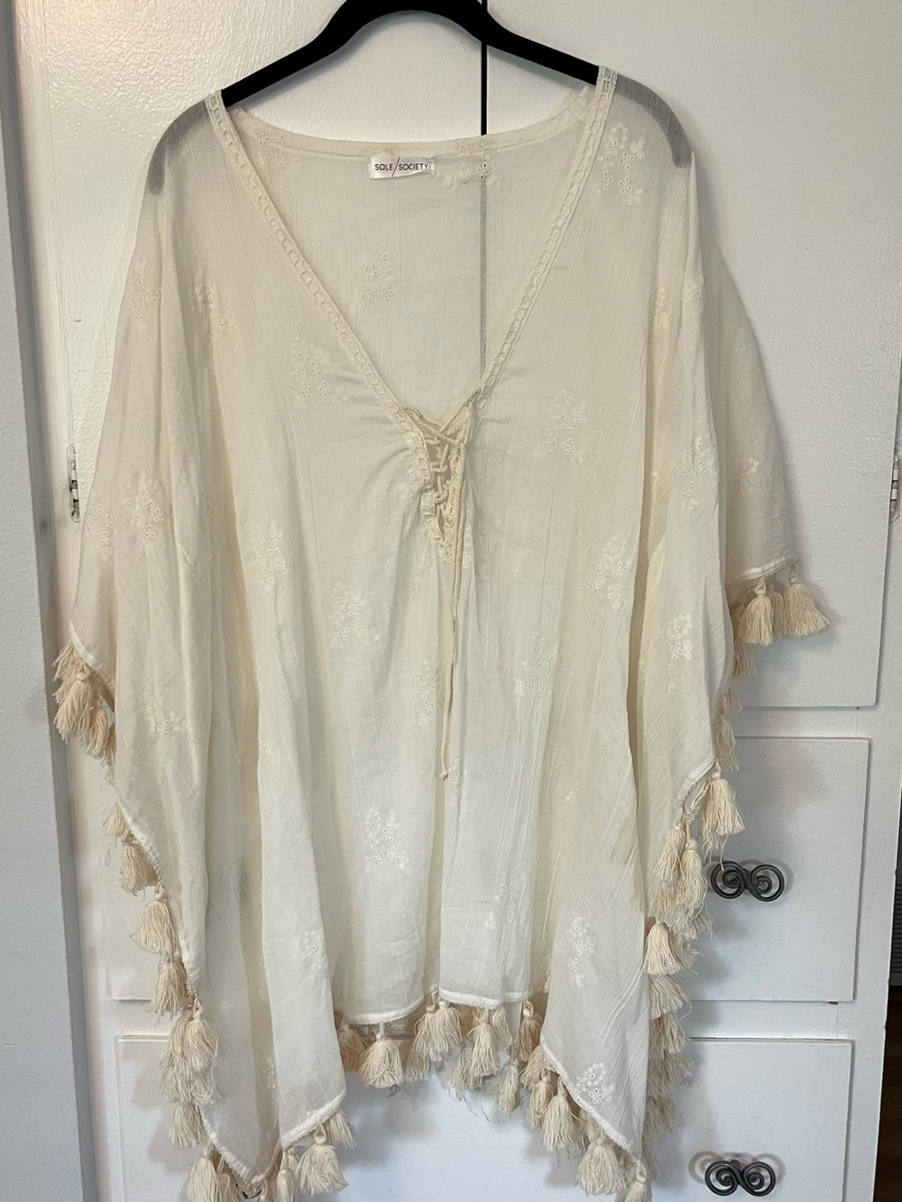 Sole Society Women’s Cream Tassel V-Neck Swimsuit Coverup Top Size OS